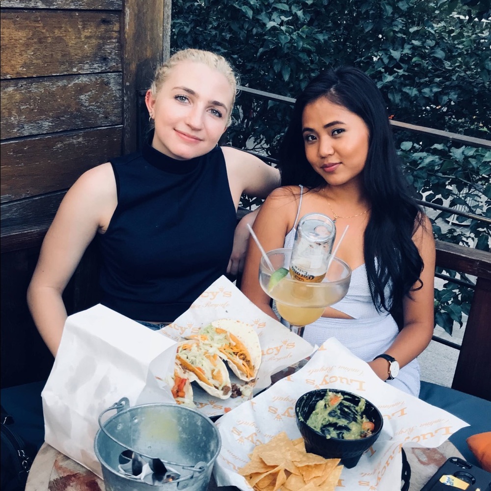 Meet your Posher, Monica